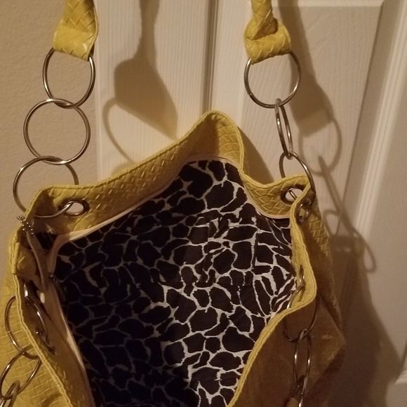 "SOLD" MSC (MainStreet Collections) Purse - Picture 2 of 5